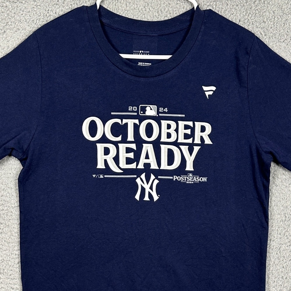 New York Yankees T-Shirt Short Sleeve Tee Boys XL Navy Blue Graphic Fanatics NEW